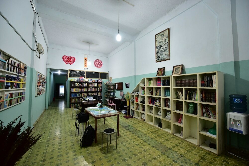 Фото Dazhong Backpackers Hostel