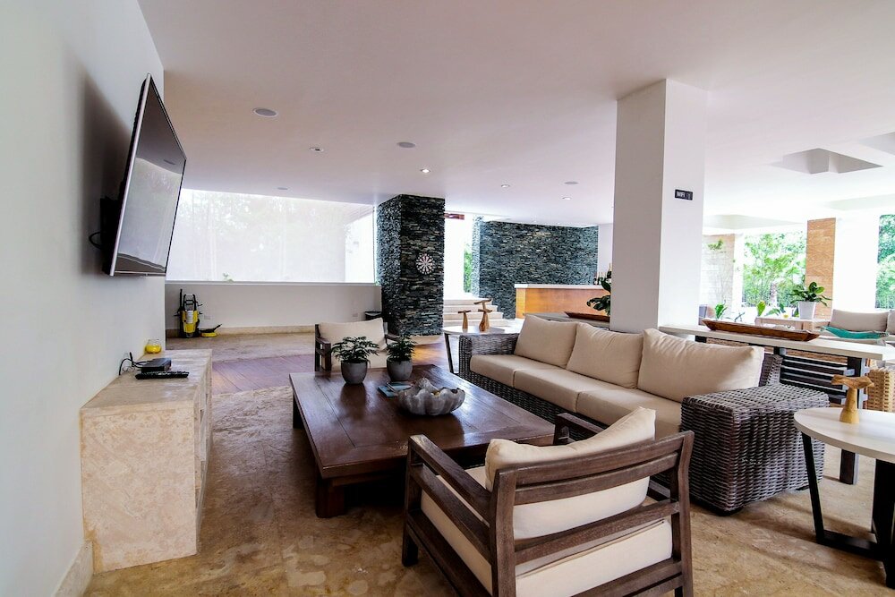 Фото Beach Rock Condo Boutique