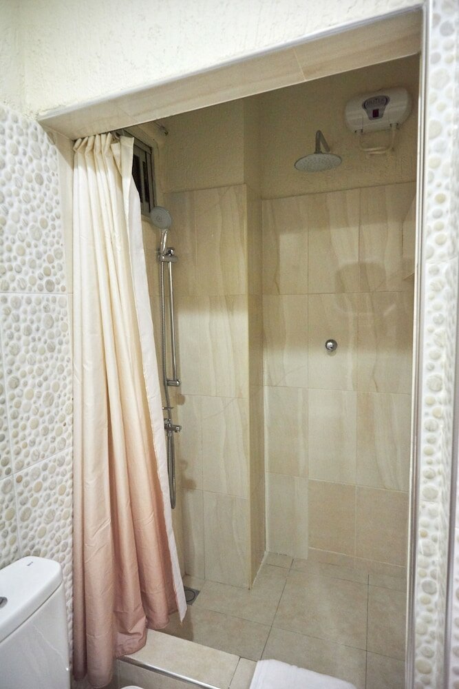 Фото The Ritzz Exclusive Guest House