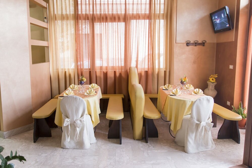 Фото Hotel Supersonik