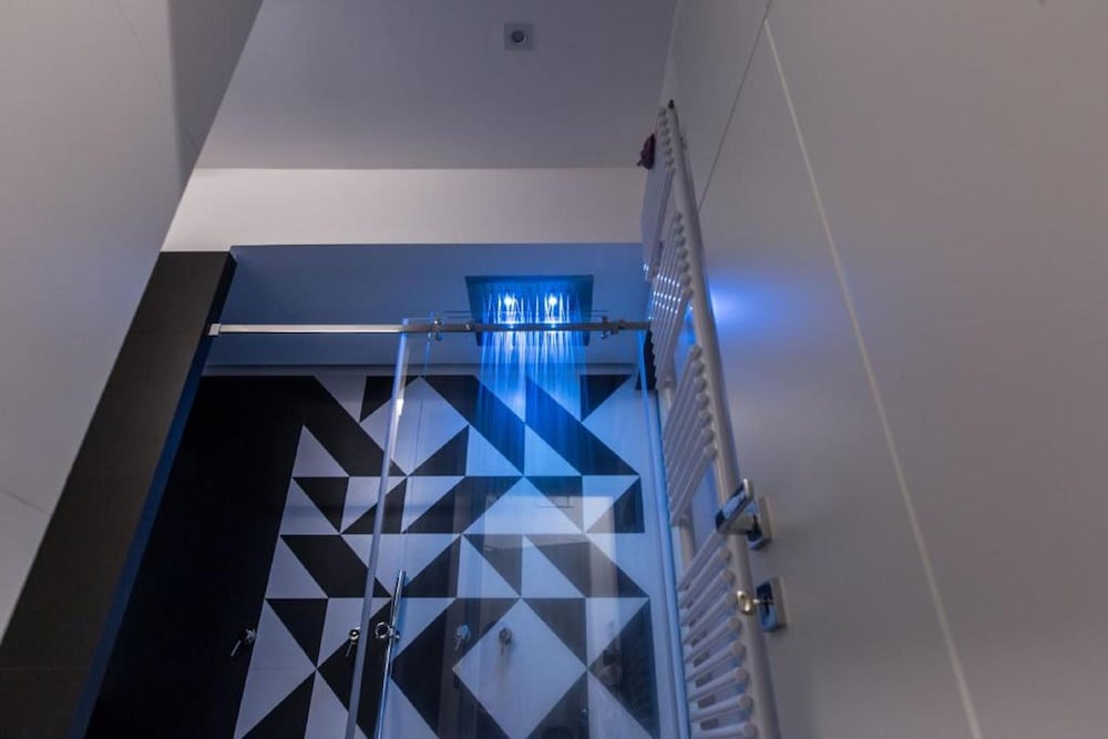 Фото The Boutique Napoli Suite