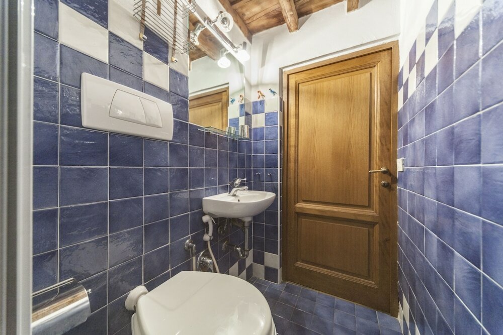 Фото Lambertesca 8