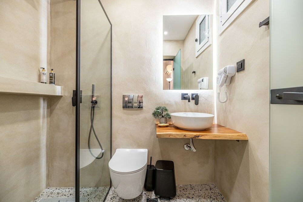 Фото Mouria Studios & Apartments