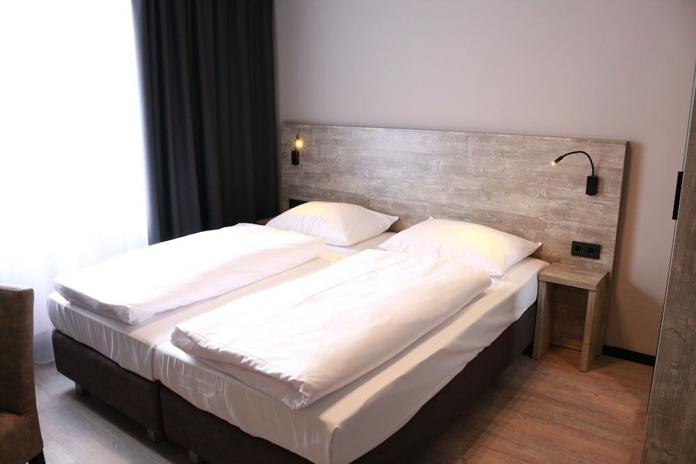 Фото Urban Home Hotel