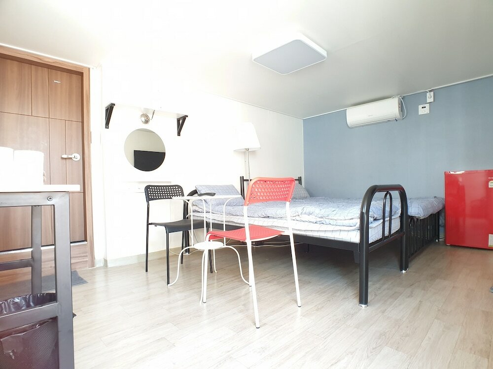 Фото Little Star Guesthouse