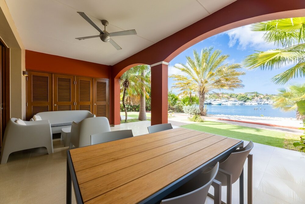 Фото La Maya Beach Spanish Water Luxury Apartment