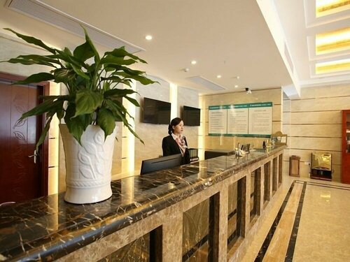 Гостиница GreenTree Inn KunShan Lujia Town Furong Road Express Hotel