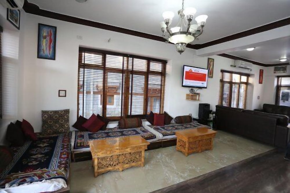 Фото Hotel Rafica