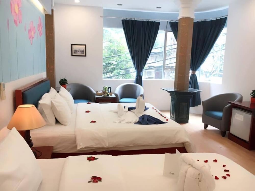 Фото Hanoi Old Quarter House