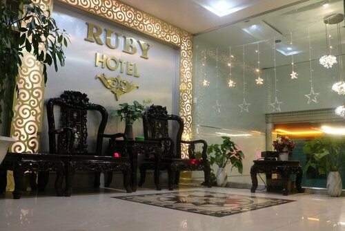 Гостиница Ruby Hotel в Халонге