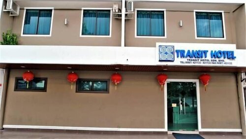 Гостиница Transit Hotel в Бандар-Лабуане