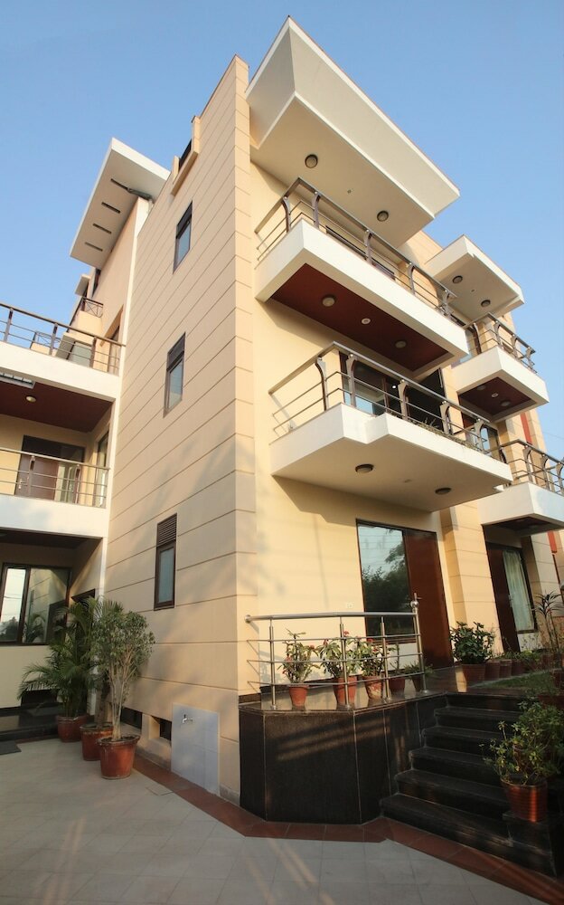 Фото Mint Ambience Suites