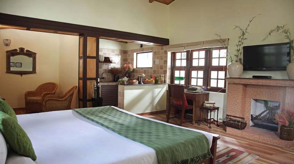 Фото Hotel Dev Cottage