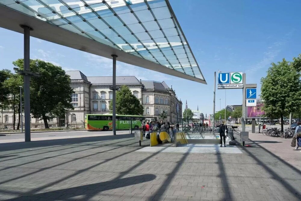 Фото отеля 3