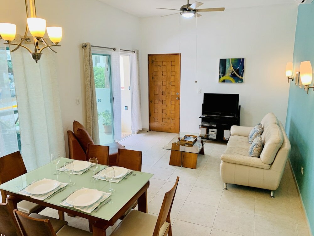 Фото Las Olas downtown Condos by Playa Paradise