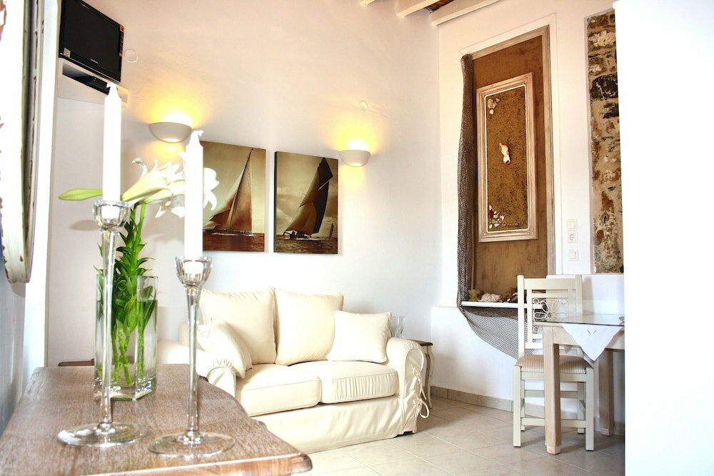 Фото Mariakis Luxury Studios