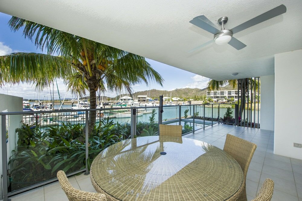 Фото Blue on Blue Apartment 912