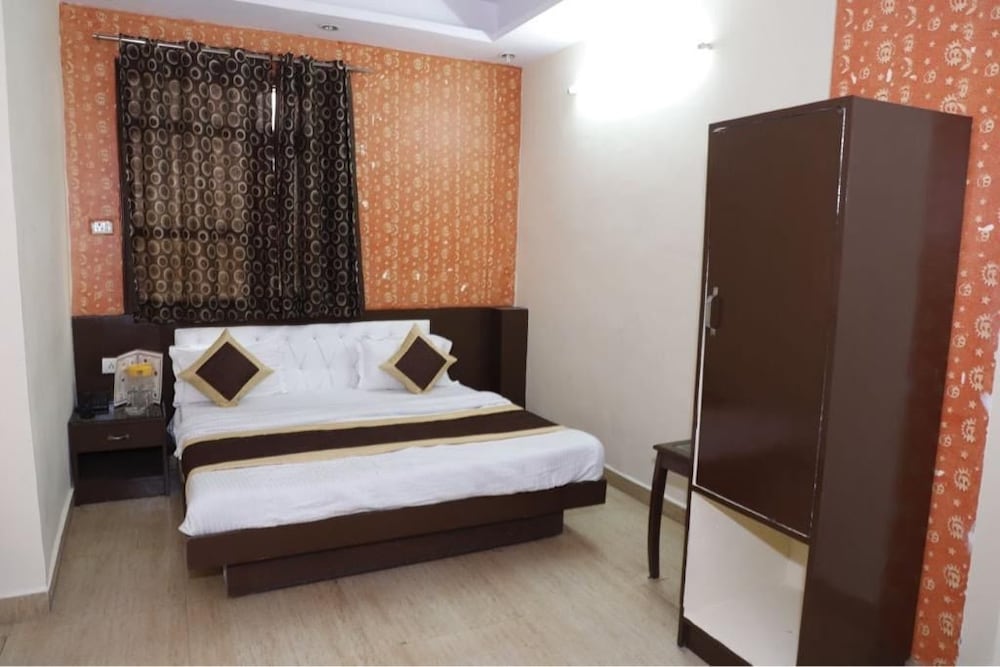 Фото Hotel Vishal