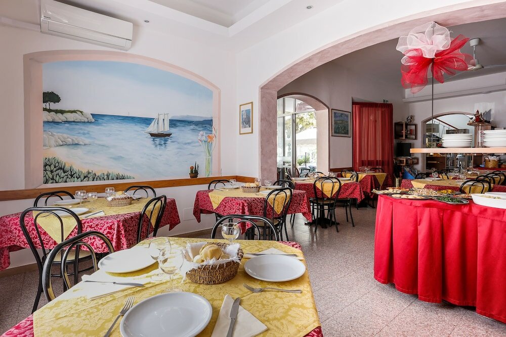 Фото Hotel Susanna