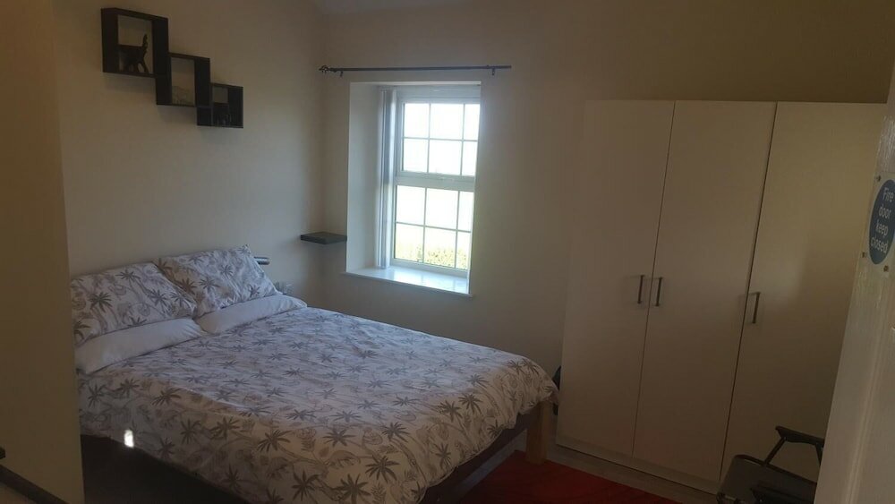 Фото Burleigh House