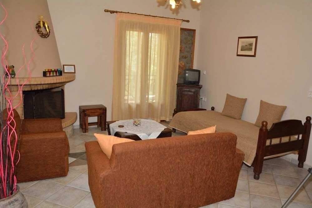 Фото Evrostini Guest House