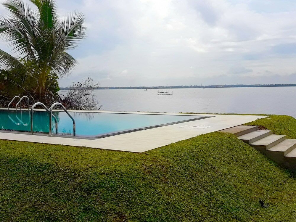 Фото Nico Lagoon Hotel