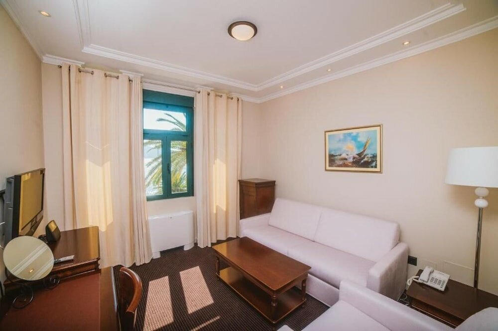 Фото Hotel Astoria Tivat