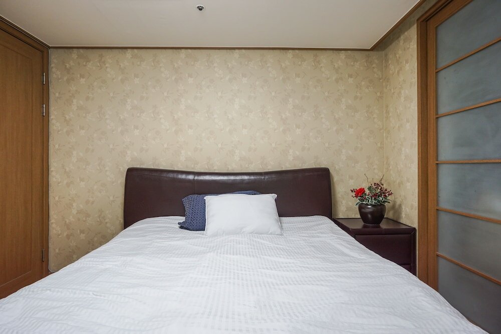 Фото Gangnam Galaxy Apartment 1