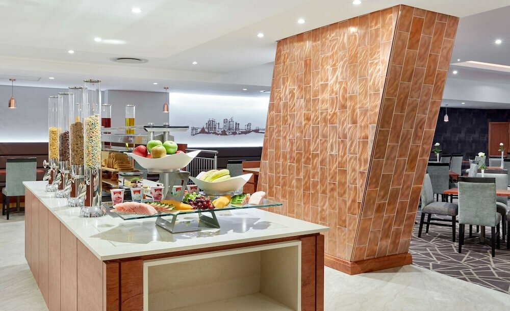 Фото Hilton Garden Inn