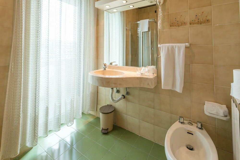 Фото Hotel Bavaria