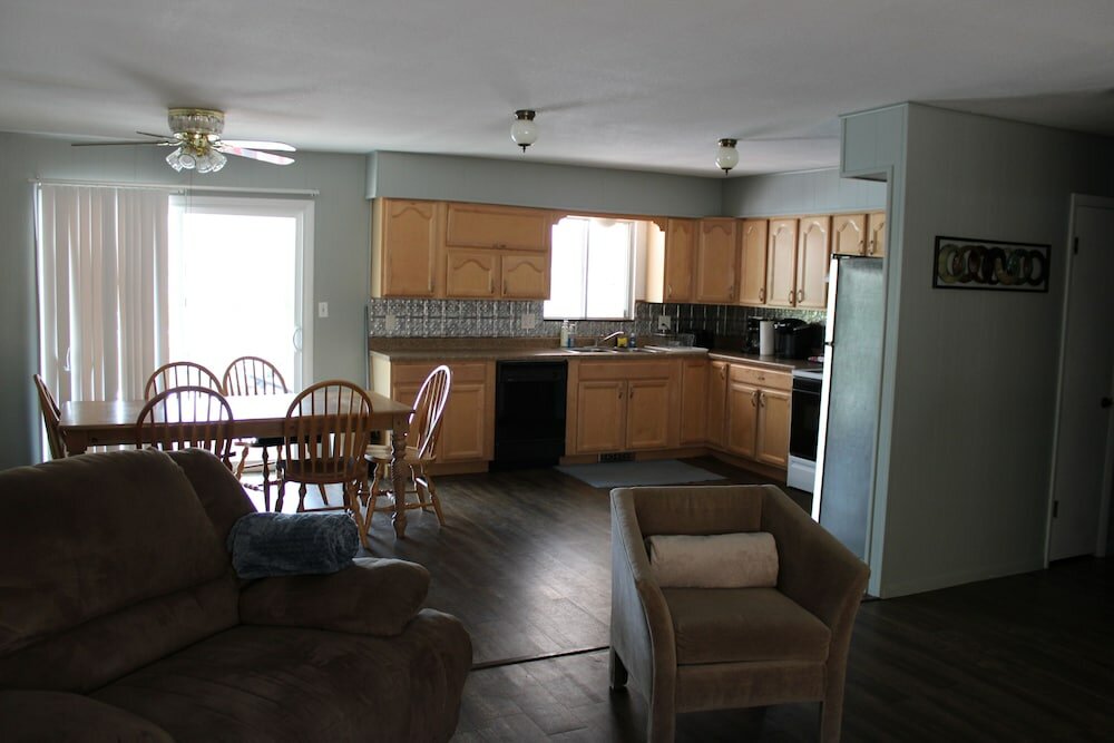 Фото Buddy's Harbor