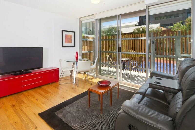 Гостиница Port Melbourne Executive Living в Мельбурне