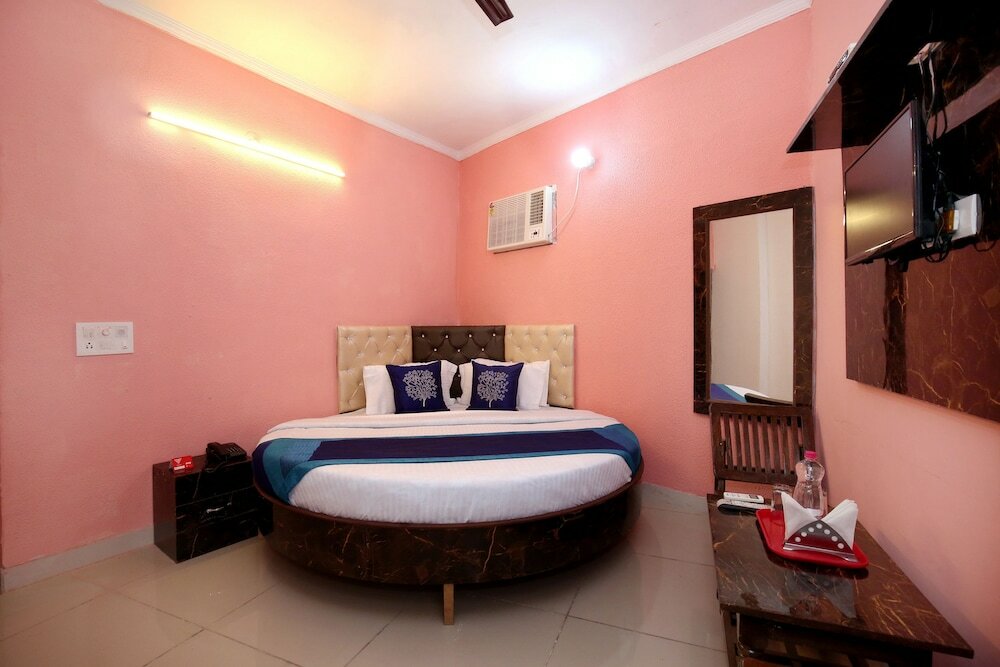 Фото Oyo 10012 Hotel Pink City