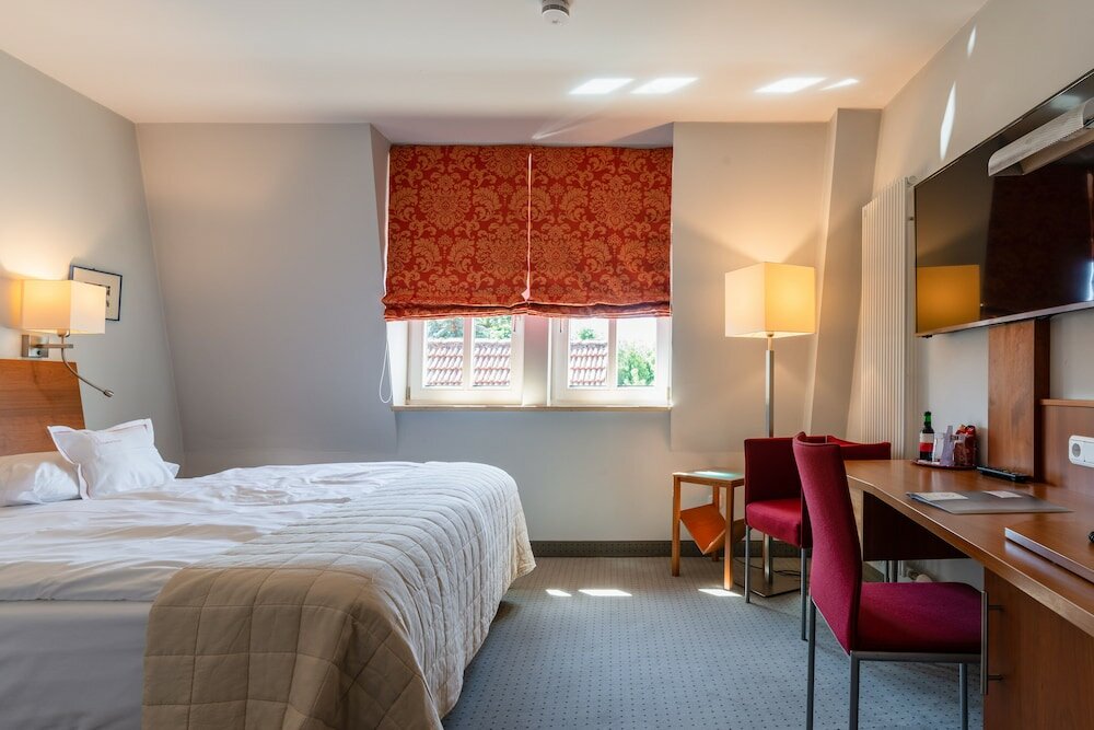 Фото Hotel Am Torturm