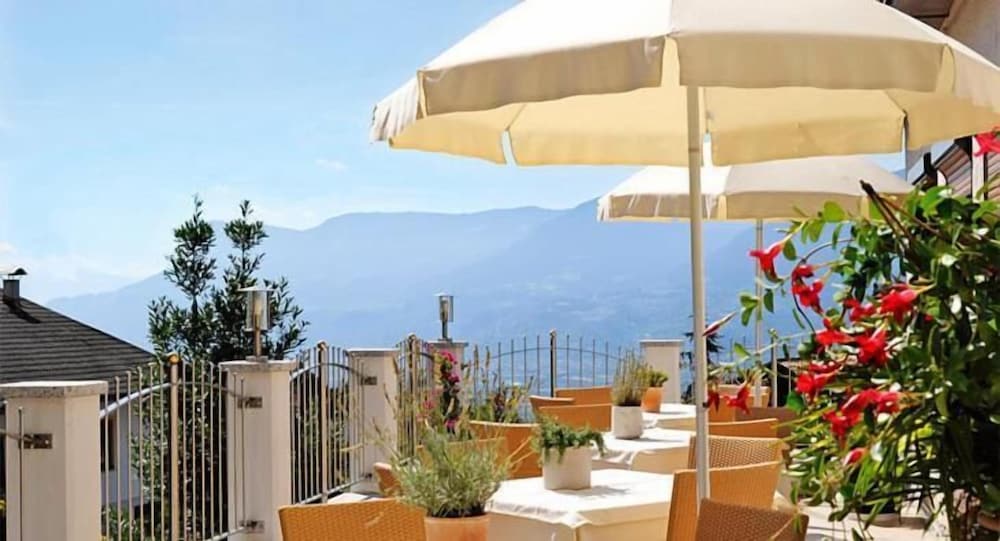 Фото Hotel Mair am Turm