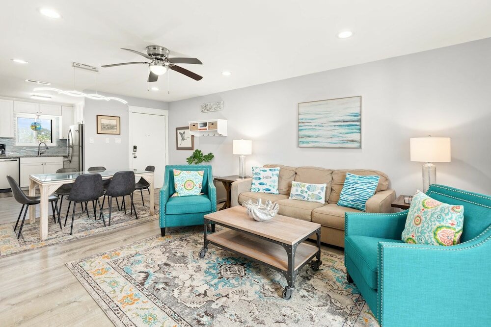 Фото Lighthouse Point 20b