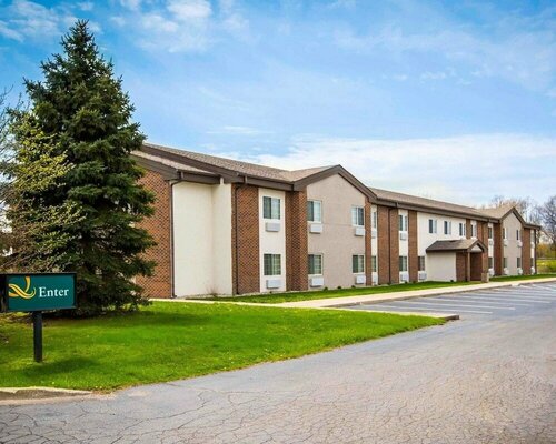 Гостиница Quality Inn Chesterton near Indiana Dunes National Park I-94