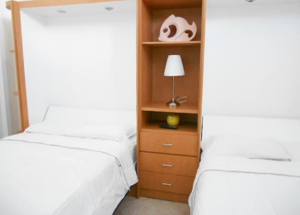 Фото Miami Beach Castle by the Ocean