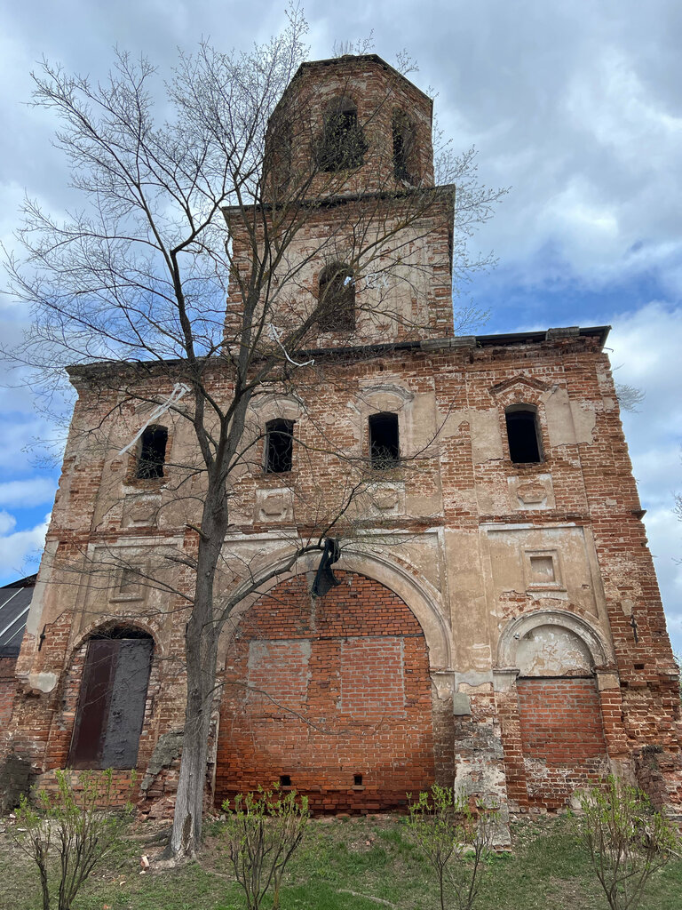 Достопримечательность Надвратная колокольня Распятского монастыря, Серпухов, фото