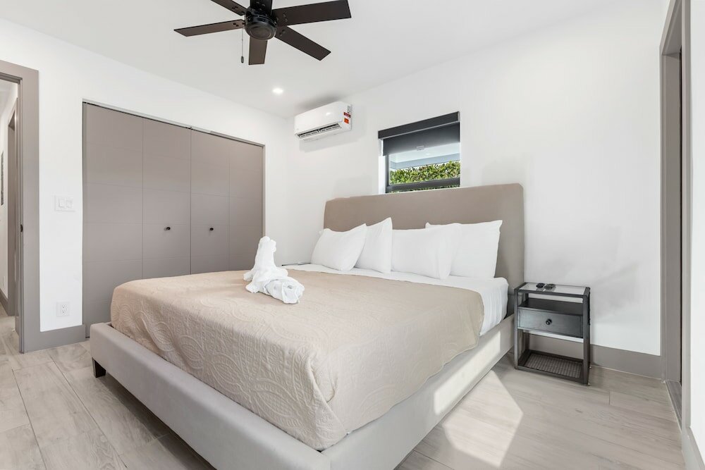 Фото Lauderdale 1 Bedroom Lux by Opus