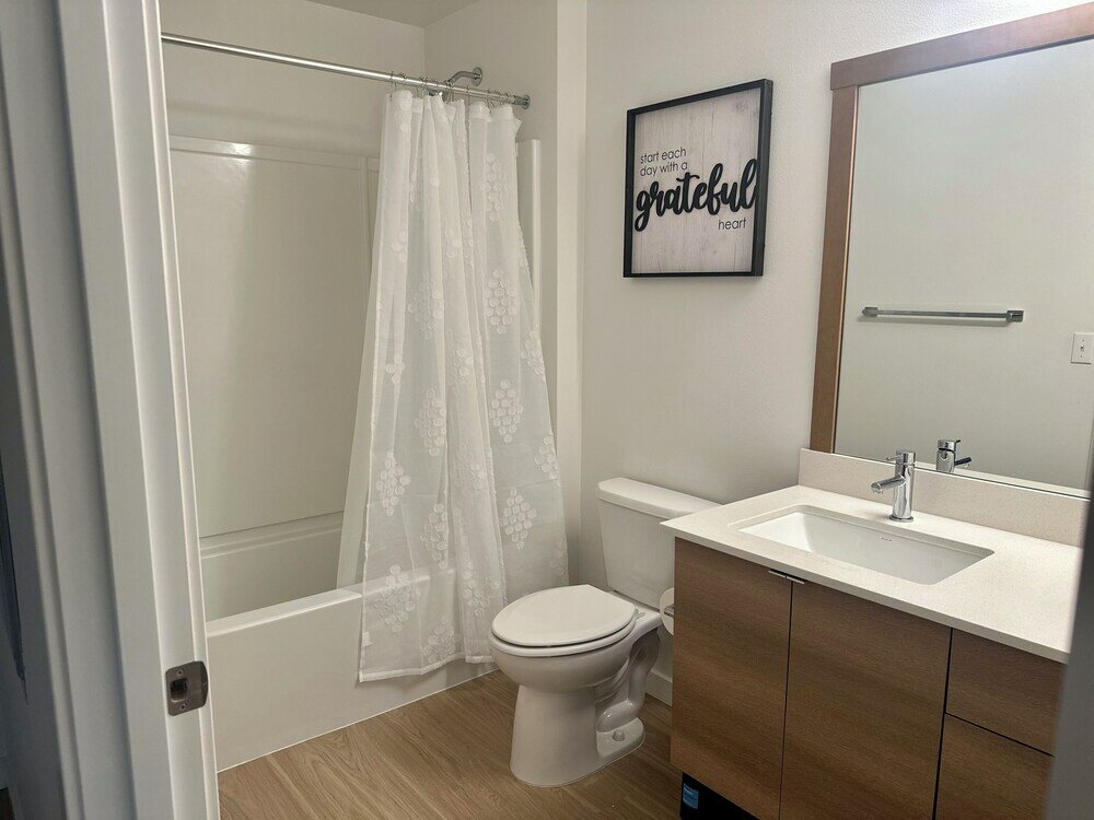 Фото 1515 Tacoma Ave S