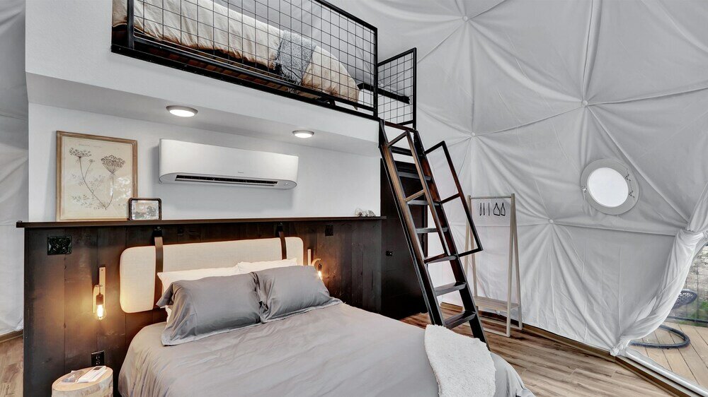 Фото Starlight Haven Hot Springs