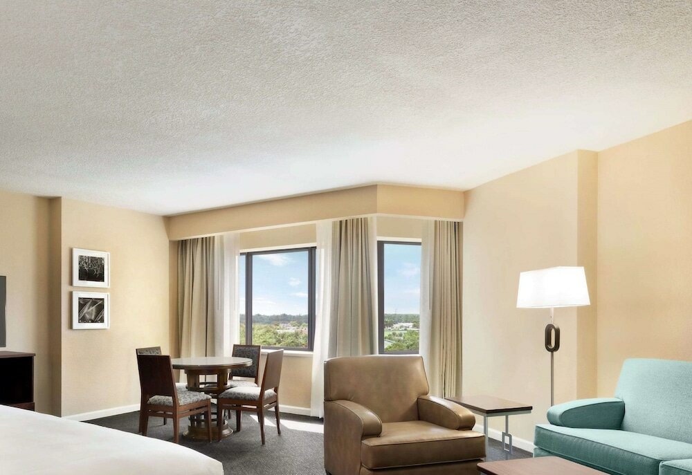 Фото DoubleTree by Hilton Hotel Orlando Downtown