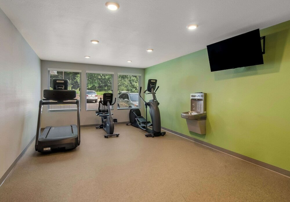 Фото WoodSpring Suites Roanoke