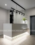 Idea (Svobody Street, 2) ، تمتد والأسقف المعلقة