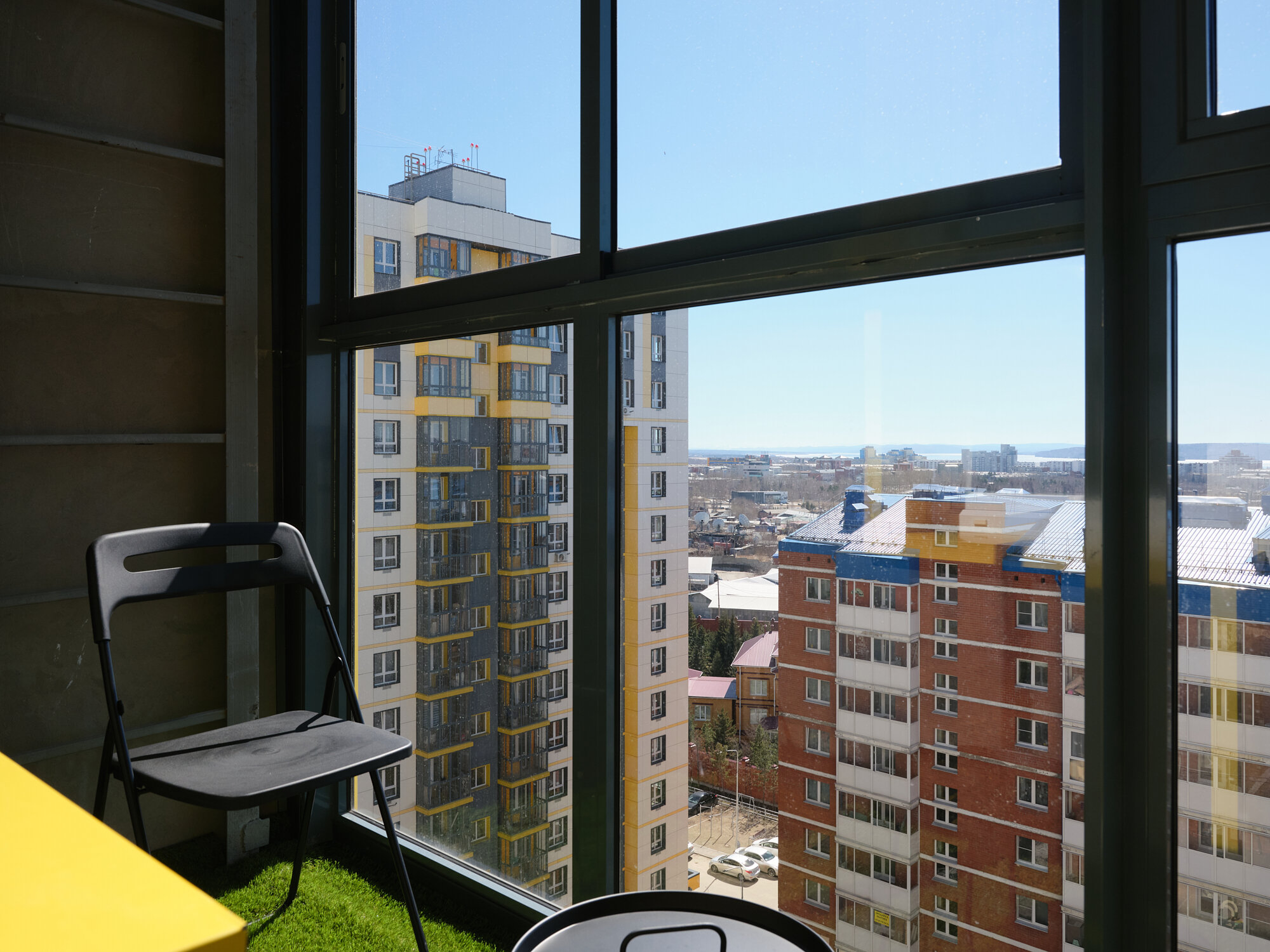 Фото Рас Апарт