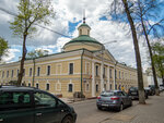Братская школа Полоцкого Богоявленского монастыря (Nizhne-Pokrovskaya ulitsa, 22), institución educativa eclesiástica