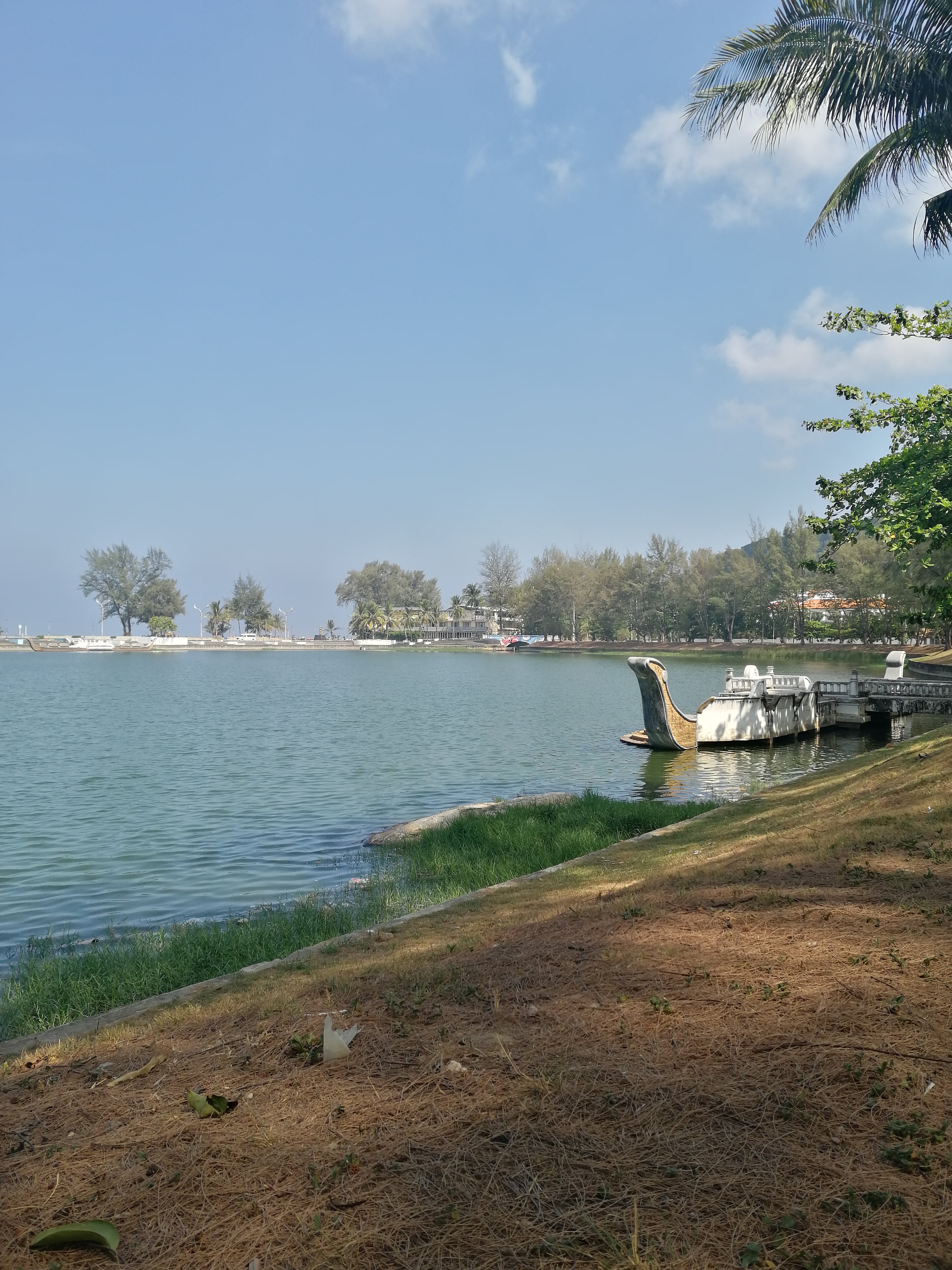 Фото Glow Mira Karon Beach