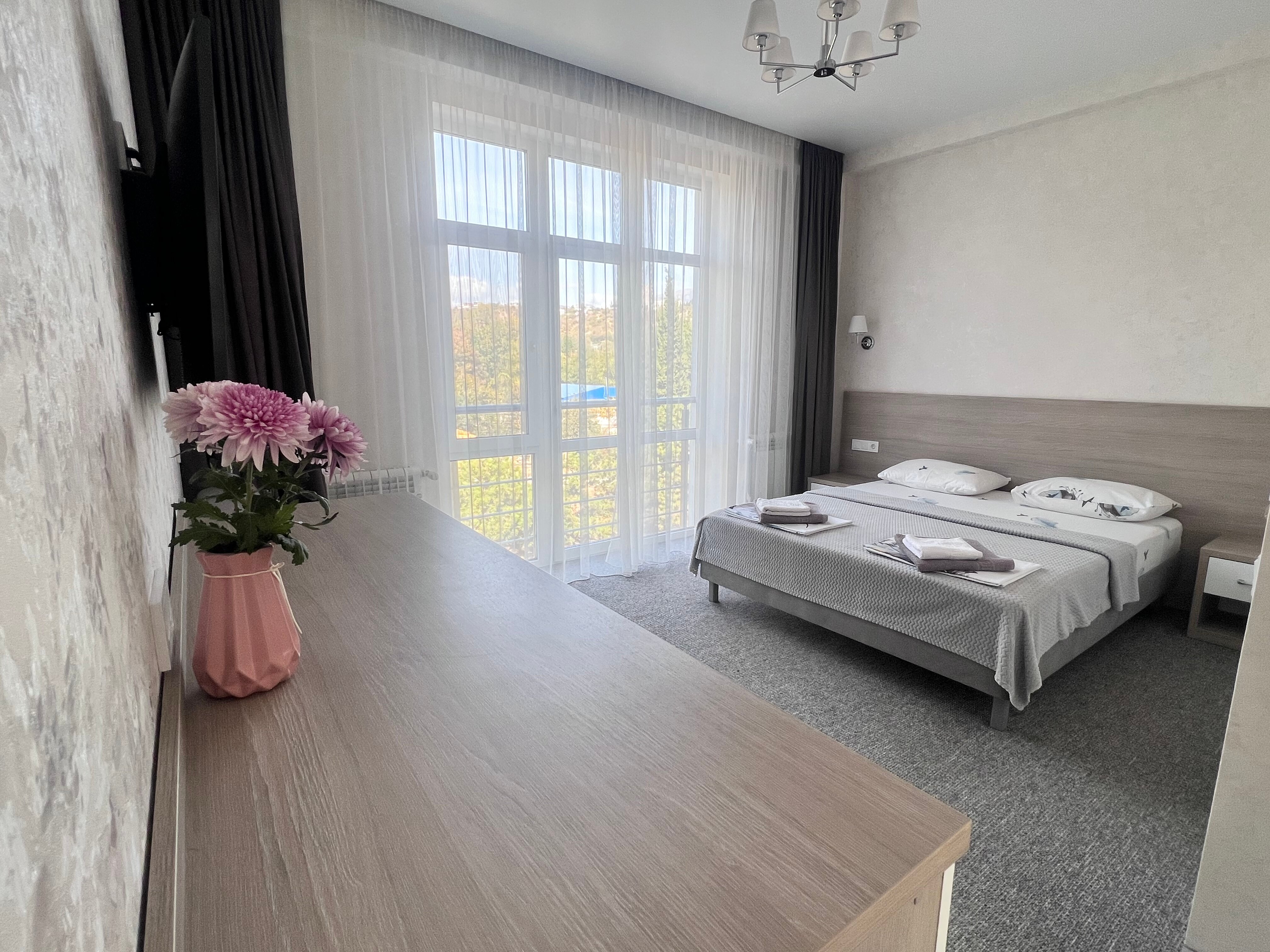 Фото отеля 1