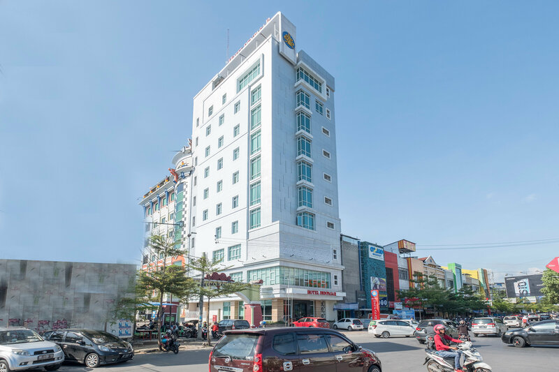 Гостиница Oyo 1114 Hotel Denpasar Makassar в Макасаре